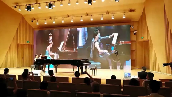 活动报道 | “科技助力，跨越时空”，小鹿纯子携手刘明康共享中日音乐盛宴